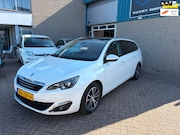 Peugeot 308 - 1.2 PureTech Blue Lease Premium