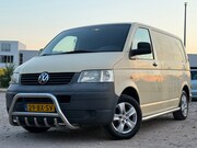 Volkswagen Transporter - 1.9 TDI 300 T800/ SIDE AND FRONT BAR