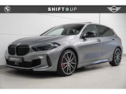 BMW 1-serie - M135i xDrive Panoramadak | Head Up | Harman Kardon