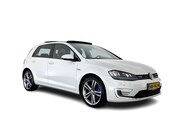 Volkswagen Golf - 1.4 TSI GTE (Plug-In) Aut. *PANO | FULL-LED | LEATHER | LANE