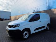 Peugeot Partner - 1.6 BlueHDI Grip | CarPlay | Drie Zitplaatsen | Parkeersenso