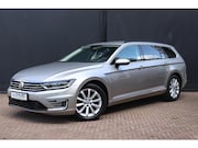 Volkswagen Passat - 1.4 TSI GTE Highline | ACC | CARPLAY | CAMERA |