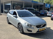 Volvo V60 - 2.0 T5 Ocean Race Driver Support Xenon Stoelverwarming