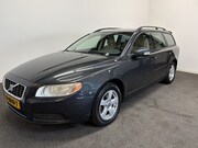 Volvo V70 - 2.0 146pk Momentun Trekhaak 1500kg/ Leer/ Cruise/ Spoiler/ L