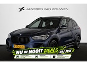BMW X1 - xDrive25e Sport Line Panoramadak Stoelverwarming Head-Up Mem