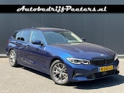 BMW 3-serie - Touring 330i Sport Line Shadow LED ACC Camera Sfeerlicht Car