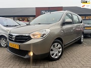 Dacia Lodgy - 1.2 TCe Lauréate 5p.Navigatie*Cruise Controll*Airco*Pdc*Trek
