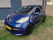 Peugeot 107 - 1.0-12V XS 2008