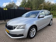 Skoda Octavia - Combi 1.5 TSI DSG Greentech Business Edition Carplay
