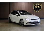 Volkswagen Golf - 2.0 TDI Active |Pano|IQ Light|Stoel verw.|360 cam|Apple carp