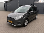 Ford Tourneo Courier - 1.0 Titanium met rijplaat t.b.v. rolstoel