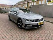 Volkswagen Passat - Variant 1.5 TSI Executive R-Line * Facelift*Voll*