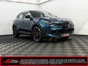 Alfa Romeo Junior - 1.2 Turbo Hybrid Ibrida 145PK Apple carplay, Parkeersensoren