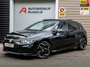 Volkswagen Golf - 1.5 eTSI R-Line Pano/Matrix/Camera/Keyless
