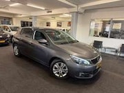 Peugeot 308 - 1.2 PureT.*NAP*PANO*NAVI*LED*2018