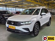 Volkswagen Tiguan - 1.5 TSI Life -150pk Automaat | LED | Lane Assist | Rijklaarp