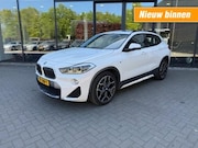 BMW X2 - sDrive20i 192pk M-Sport, LED, Schuifdak, HUD, NaviPro, Stoel