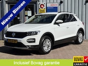 Volkswagen T-Roc - 1.0 TSI Style | TREKHAAK | CAMERA | CARPLAY | STOEL/STUUR VE