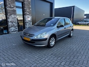 Peugeot 307 - 1.4 Gentry