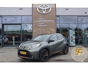 Toyota Aygo X - LIMITED JBL-AUDIO STOELVERWARMING KEYLESS PARK-SENSOREN 18"L