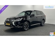Mitsubishi Outlander - 2.0 PHEV Executive Edition CAMERA LEER NAVI ECC CRUISE SCHUI