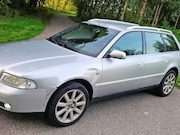 Audi A4 - Avant 1.8 5V Advance clima rs