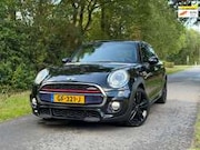 MINI John Cooper Works - 5-Deurs 1.5 | JCW Uitvoering + Head-Up + Keyless N
