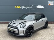 MINI Mini Electric - Yours *panorama *camera *carplay *head up *17"