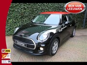 MINI Cooper - 1.5 F56 LCI met Navi, BT, Clima, PDC en 15"