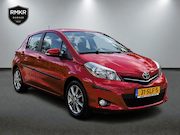 Toyota Yaris - 1.3 VVT-i Dynamic | Pano-dak | Trekgewicht 900kg