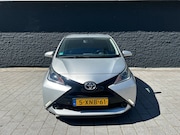 Toyota Aygo - 1.0 VVT-i x-play airco/zuinig/automaat/Xplay