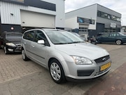 Ford Focus - 1.6-16V Trend