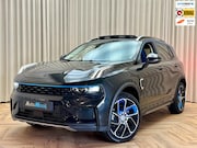 Lynk & Co 01 - 1.5 Hybride | Zwart | Infinity Sound | Panoramadak | Adaptiv