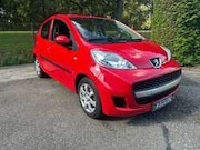 Peugeot 107 - 1.0-12V XS