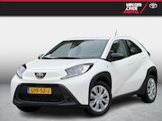 Toyota Aygo X - 1.0 VVT-i MT Play Camera Cruise Clima NL 8686km