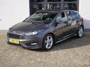 Ford Focus - 1.0 Titanium ST Line Ecc Keyless Stuur en Stoel verwarming