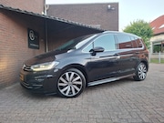 Volkswagen Touran - 1.5 TSI Highline 7P DSG R-Line Carplay / Led Verlichting / C
