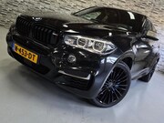 BMW X6 - M50d *HUD*360Cam*PANO*Soft-close*Keyless*HarmanKardon