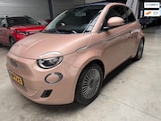 Fiat 500C - Urban 42 kWh navigatie/stoelverwarming/camera