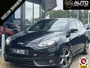 Ford Focus - 2.0 EcoBoost ST-3 250PK | Onderhoudshistorie | Nette Staat |