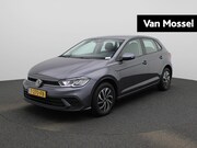 Volkswagen Polo - 1.0 TSI Life | 95 PK | Parkeersensoren | Airco | Navigatie |