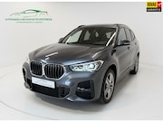 BMW X1 - SDrive18i High Exec. M-Sport - Panorama - Trekhaak - Memory