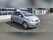 Toyota Yaris - 1.3 VVTi Executive ; Trekhaak ; Cruise- en Climate control
