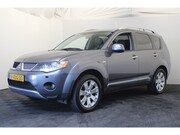 Mitsubishi Outlander - 2.2 DI-D Intense +