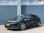 Kia ProCeed - 1.5 T-GDi GT-PlusLine|Pano|trekhaak|BTW|dealeronderhouden
