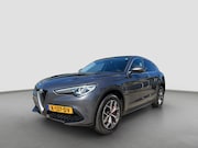 Alfa Romeo Stelvio - 2.0 T 200pk AWD Super | 19'' velgen | Navigatie | Active sus