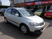 Volkswagen Golf - 1.4 TSI Cross/Airco/Park.sensor/LMV/navi