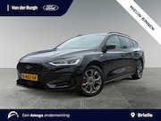 Ford Focus - Wagon 1.0 EcoBoost Hybrid ST Line Style Winter Pack | Naviga