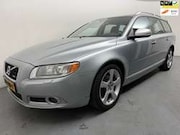 Volvo V70 - 2.0T R-Edition # Leder # Xenon # Trekhaak # Clima