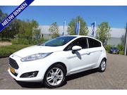 Ford Fiesta - 100pk Titanium Airco Stoelverwarming Navigatie Sony-audio in